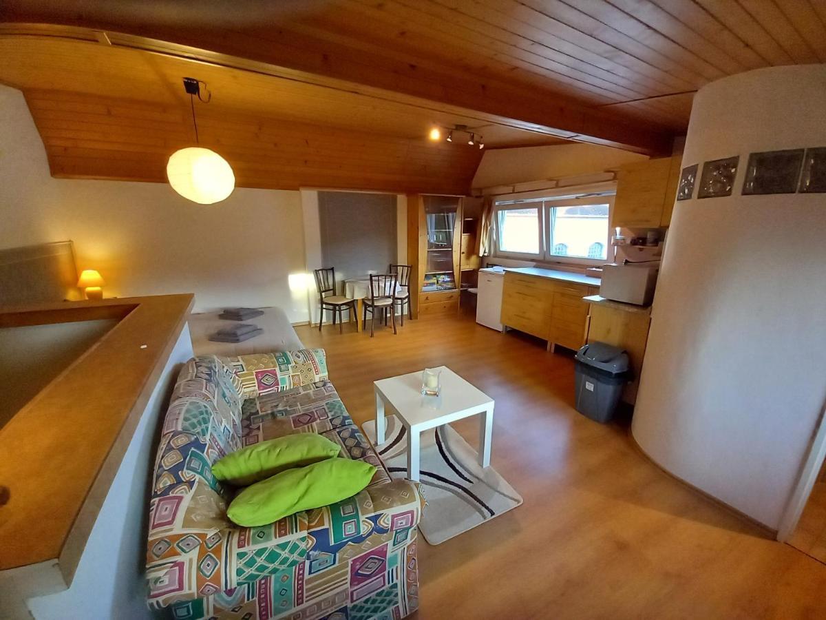Visual Apartman Komárno Exteriör bild